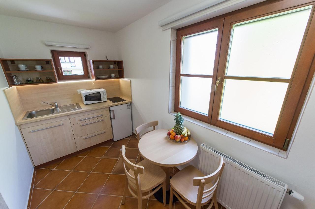 Penzion Leknin Třeboň Exterior foto