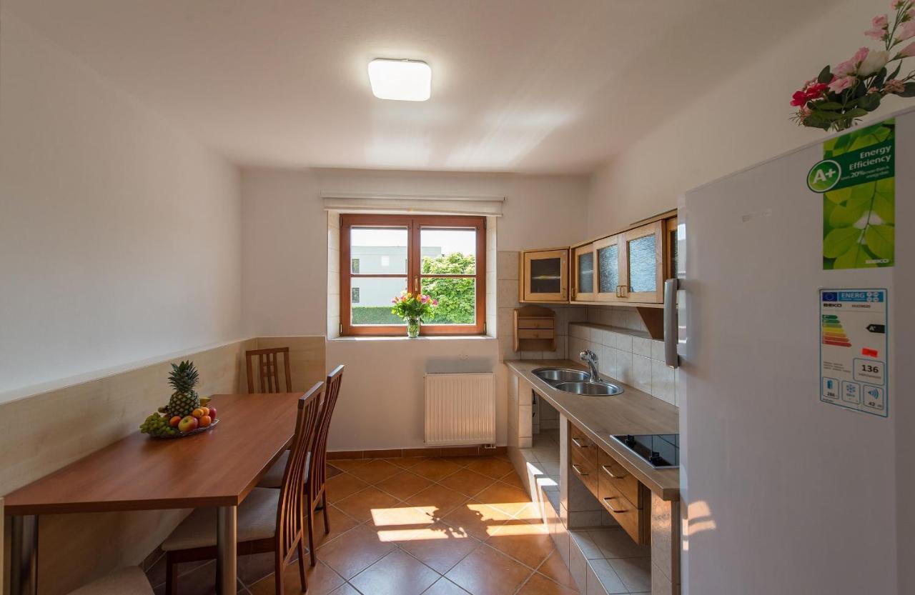 Penzion Leknin Třeboň Exterior foto